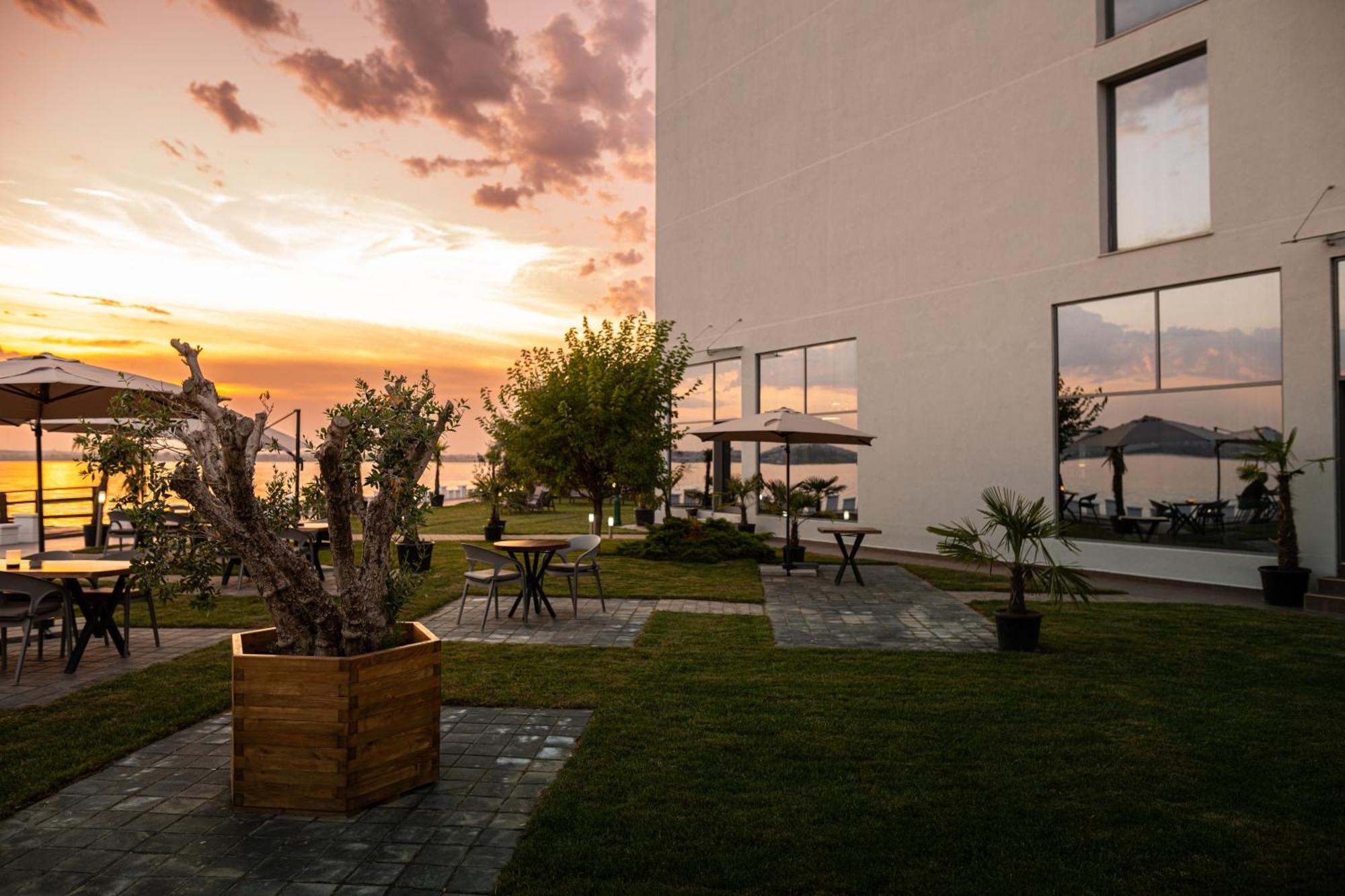 Hotel Oba Luxury Boutique Mamaia