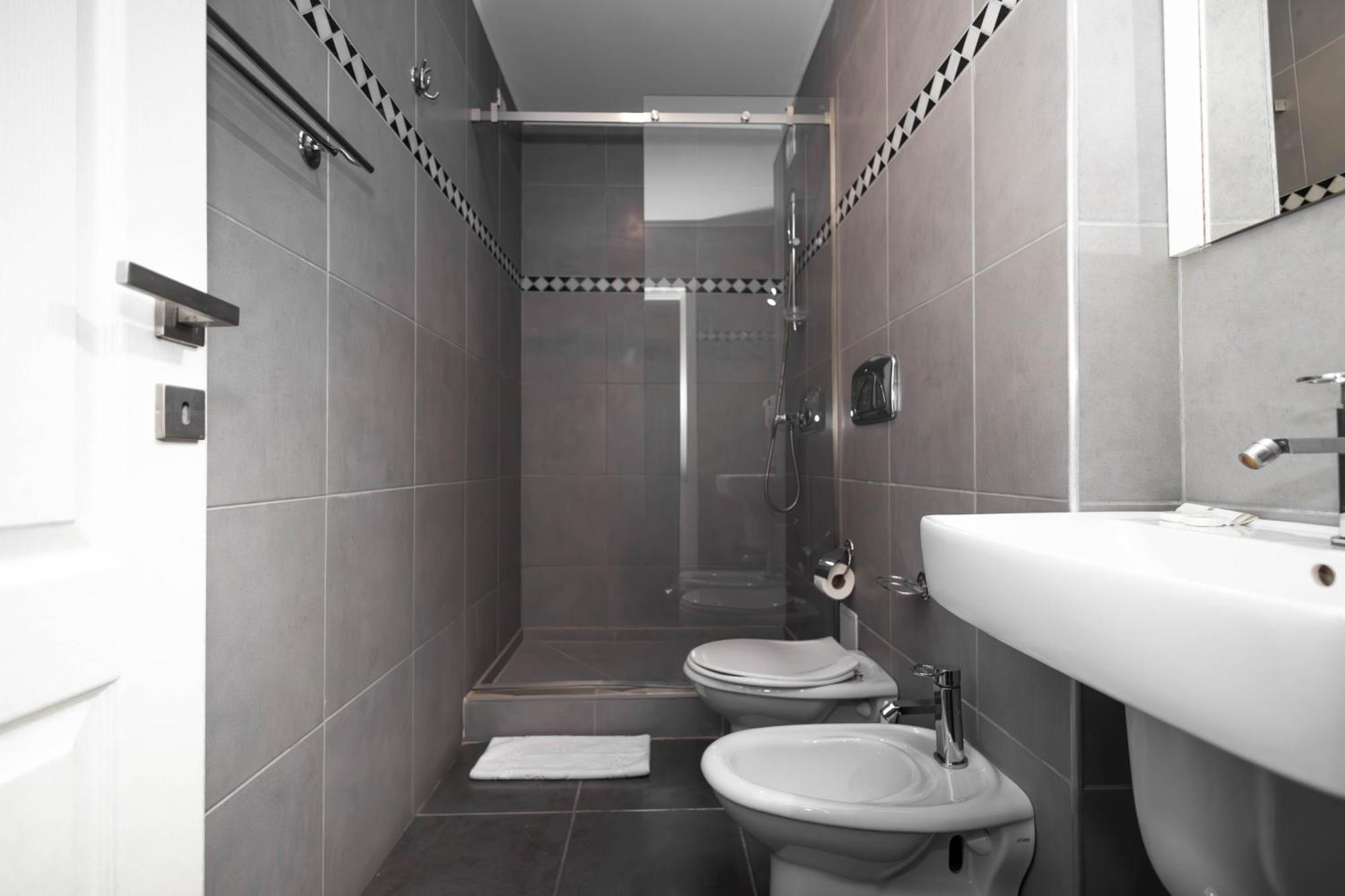 Hotel Oba Luxury Boutique Mamaia